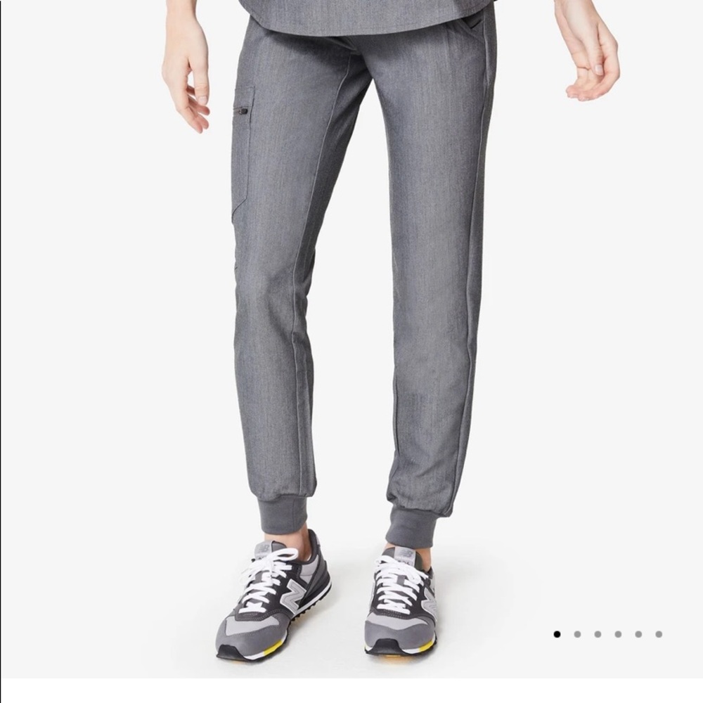 Large Tall Gray Figs jogger scrub pants
